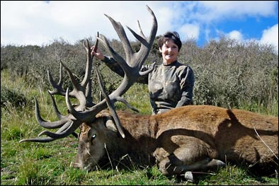 Mary-Kate Benge with her massive 450SCI Red Stag